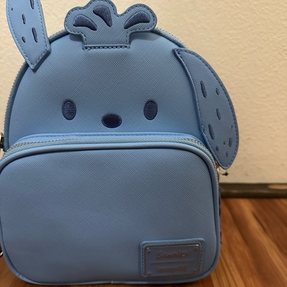 NWT Loungefly Sanrio Pochacco convertible mini backpack - Picture 3 of 5
